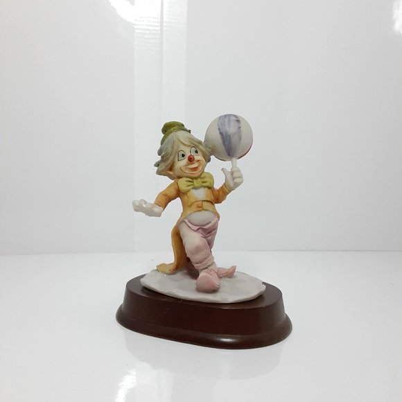 Vintage Davar Leonardo Clown with Ball On Wood Stand Signed - Picture 2 of 5
